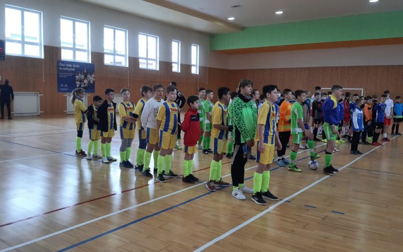 Kategória U13 slušne obstála v ŠKRINIAR CUP 2022
